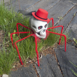 Павук готичний Королева темряви 72см з черепом (червоний) 09950