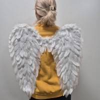 Крылья ангела белые классические 60х60 см