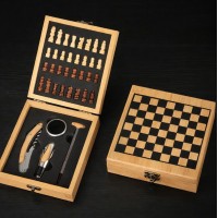 Набор для вина 4 в 1 с шахматами в бамбуковой коробке, 15×17×5 см