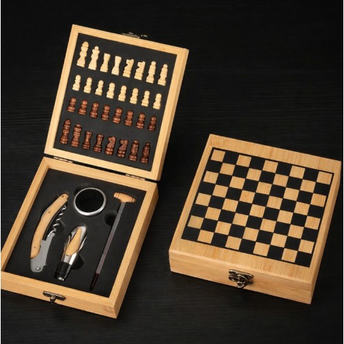 Набор для вина 4 в 1 с шахматами в бамбуковой коробке, 15×17×5 см