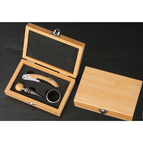 Набор для вина в деревянной коробке 3 предмета