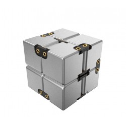 Инфинити куб антистресс металлический серебристый с заклёпками, 80×40×20 мм