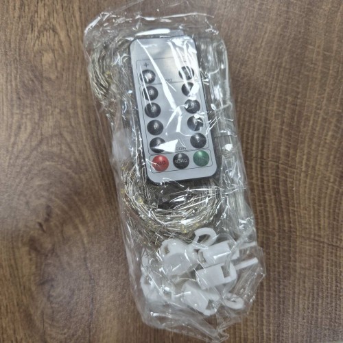 Гірлянда-штора LED 6×3 м, 600 ламп, тепле світло, USB 5V, з гачками та пультом Гірлянда-штора LED 6×3 м, 600 ламп, тепле світло, USB 5V, з гачками та пультом