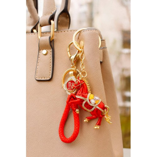 Брелок Кінь на удачу подарунок на Рік Коня червоний зі стразами 12 см карабін+кільце