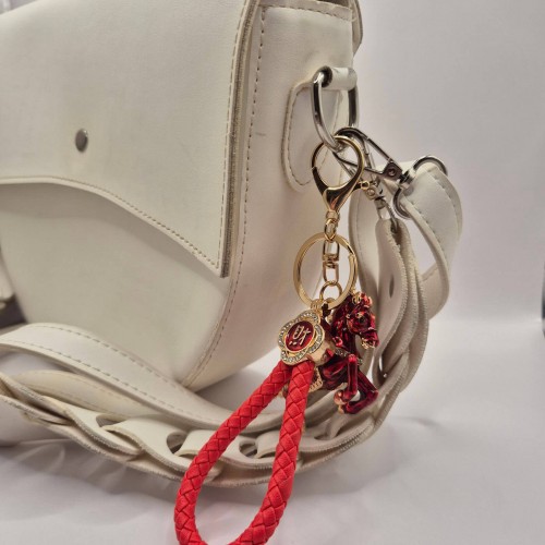 Брелок Кінь на удачу подарунок на Рік Коня червоний зі стразами 12 см карабін+кільце