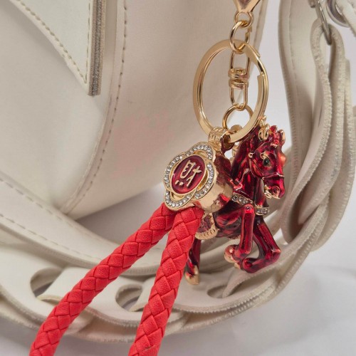 Брелок Кінь на удачу подарунок на Рік Коня червоний зі стразами 12 см карабін+кільце