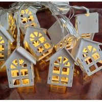 Светодиодная гирлянда с деревянными домиками «Белые домики» 2 м, 10 LED, тёплый белый, USB, большие домики