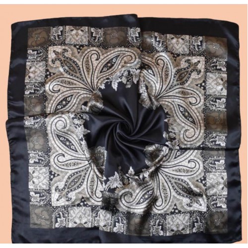 Шовкова жіноча хустка чорного-сірого кольору 90x90 з візерунком пейсли