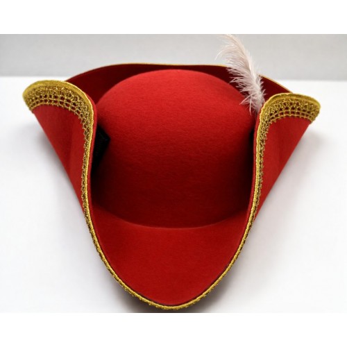 Трикутка "Золотий капітан" з пером і золотою окантовкою