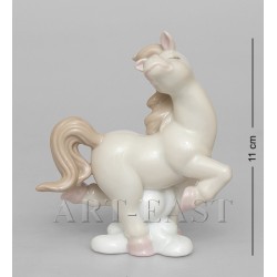 JP-61/ 1 фігурка "конячка Миловидка" (Pavone)