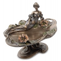 Ваза из полистоуна "Леди и цветы настурции"