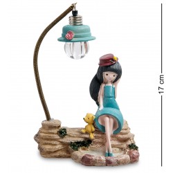 MN-113/1 Фигурка "Девочка с мишкой под фонарем"