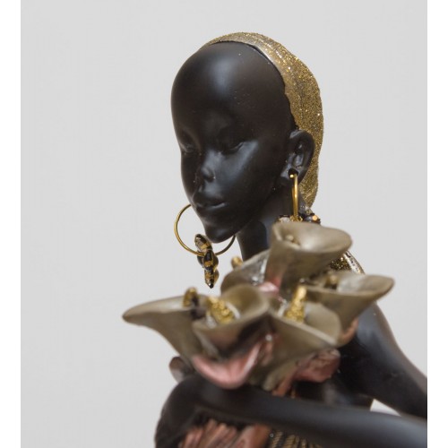 SM-170 Статуэтка "Африканская леди"