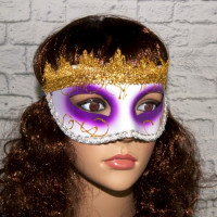 Венецианская маска Вероника (белая с фиолетовым)